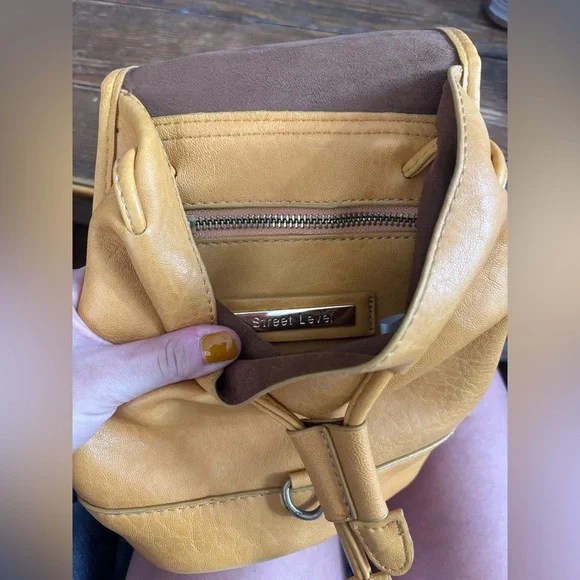 Street Level Backpack Purse - Picture 4 of 4